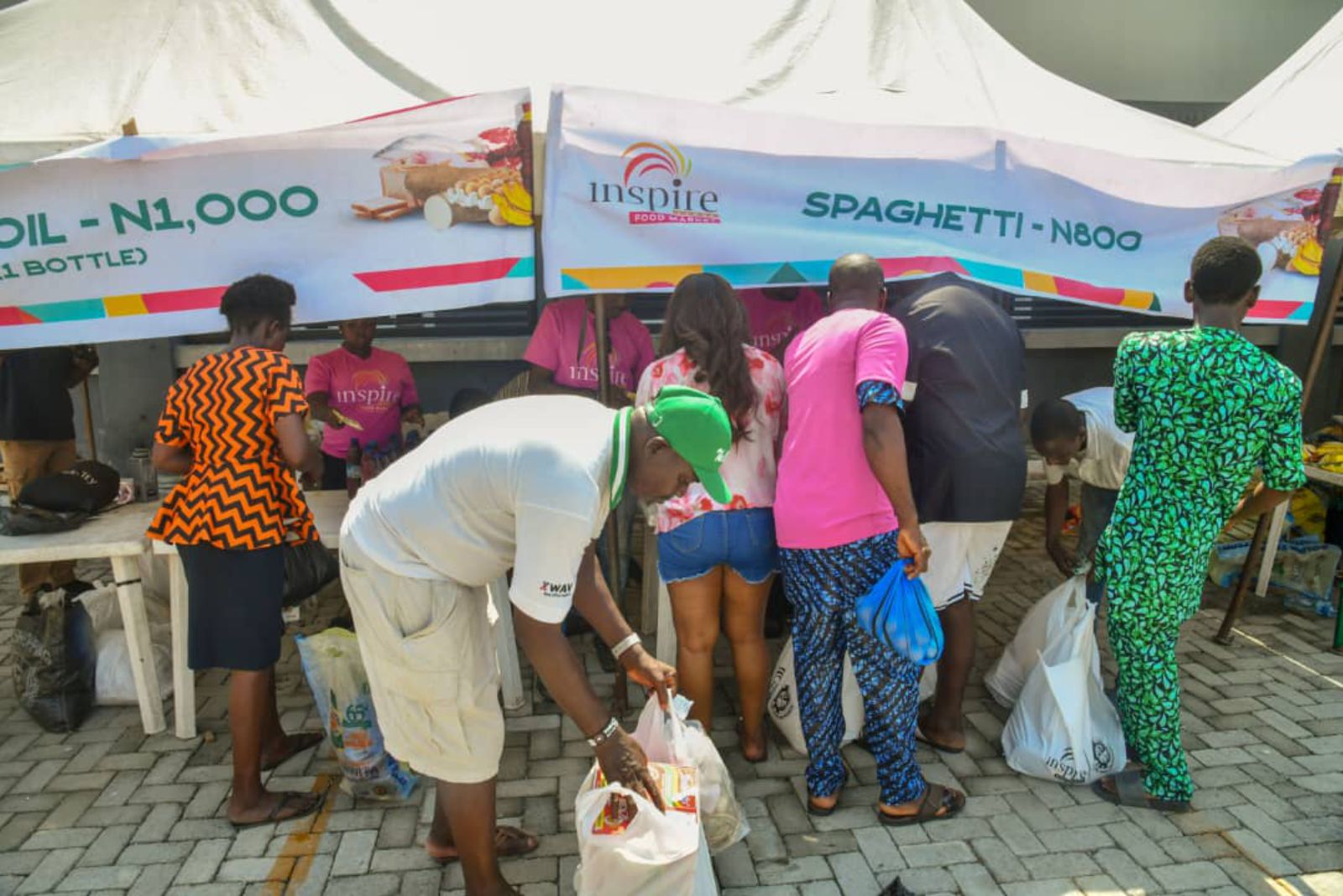 Omooba Adetoro Adeola Alimot Brings Relief to Eti-Osa Residents-9