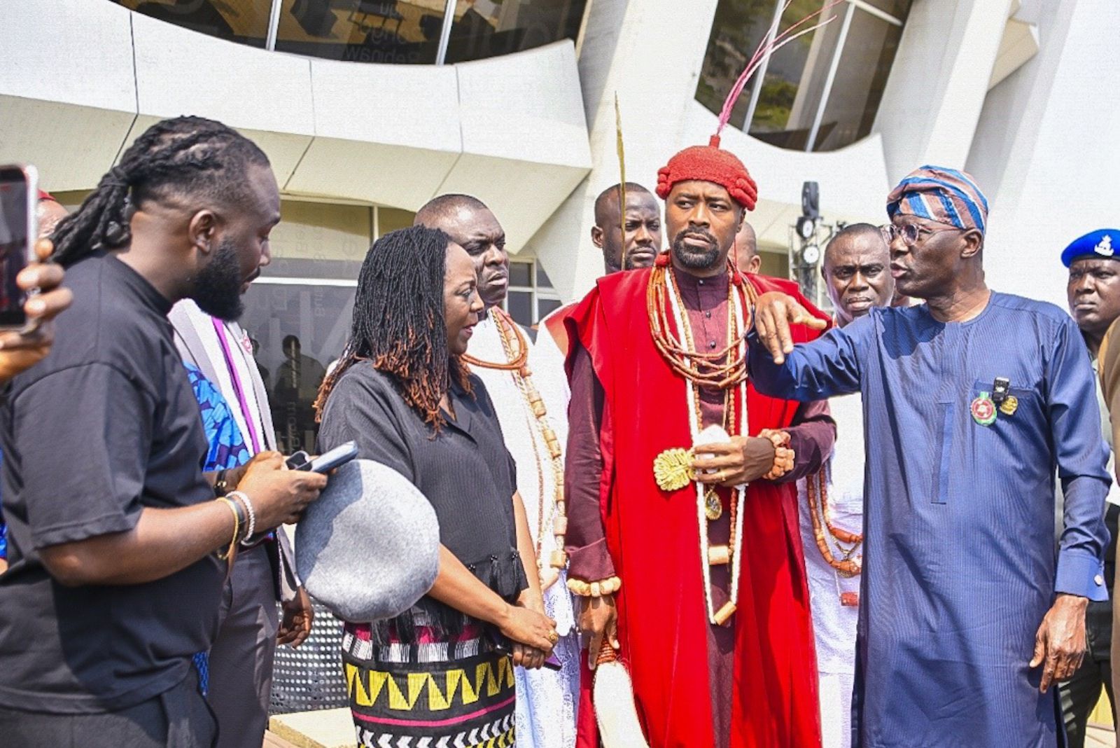 Sanwo-Olu, Ogiame Atuwatse III Grace Lens for Good Storytellers’ Conference at National Theatre-4