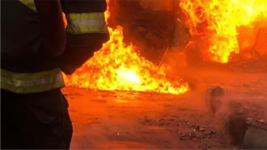 Fire Guts 10 Shops at Ogunpa Market in Ibadan