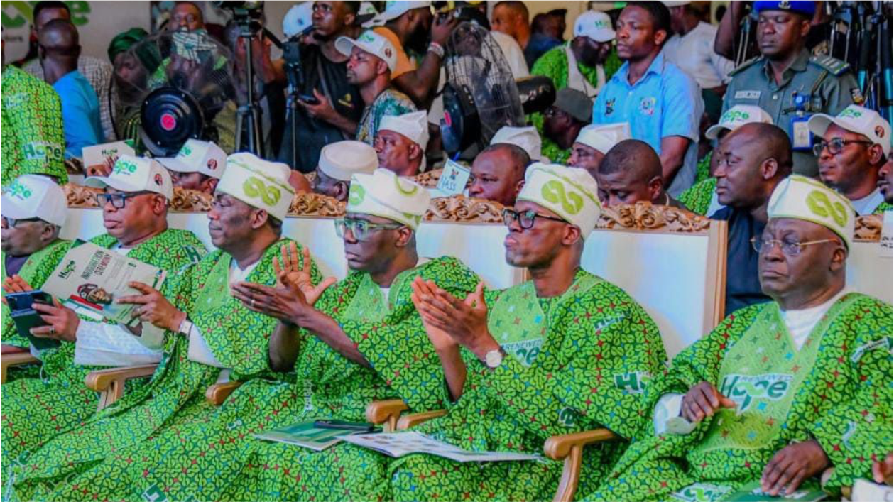 GOV. SANWO-OLU ATTENDS INAUGURATION OF LOCAL GOVERNMENT COORDINATORS OF RENEWED HOPE AMBASSADORS3