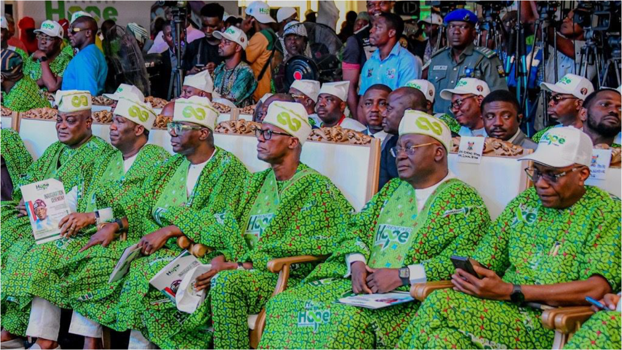GOV. SANWO-OLU ATTENDS INAUGURATION OF LOCAL GOVERNMENT COORDINATORS OF RENEWED HOPE AMBASSADORS4