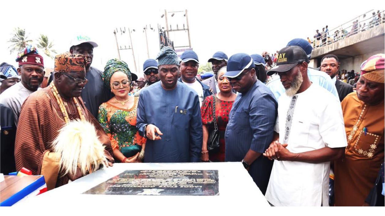 SANWO-OLU COMMISSIONS ELECTRIFICATION PROJECTS IN BADAGRY BORDER COMMUNITIES