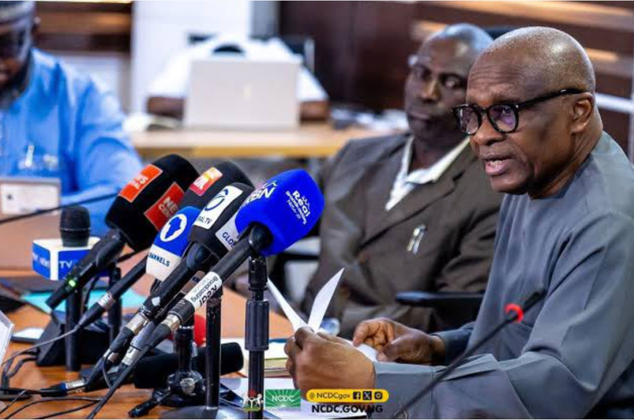Nigeria Monitors 53 Ebola Contacts as Kenya Records Nine Cases